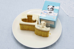 東京のおみやげ ひこうきパンダバウム（クレームブリュレ味）