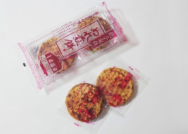 銚子電鉄のぬれ煎餅 赤の濃い口味