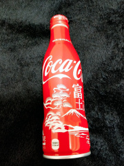 静岡のおみやげ 静岡限定コカ・コーラ富士山スリムボトル