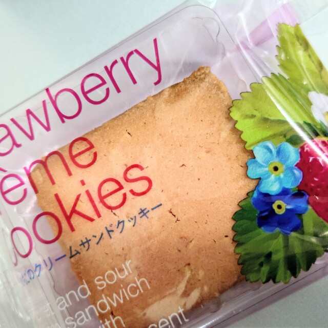 投稿写真 いちごBonBonBERRY いちごのクリームサンドクッキー