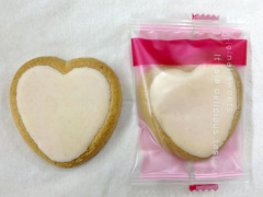 静岡のおみやげ Strawberry heart 苺に恋してクッキー