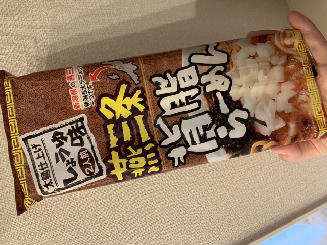 燕三条背脂らーめん しょうゆ味